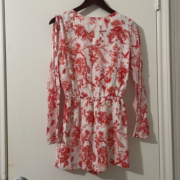 Club Monaco Makayla Romper Size 0 - Picture 5 of 12